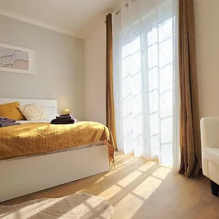 Casa Amarela - Prázdninový dům Estreito de Câmara de Lobos