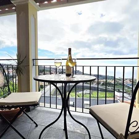 Casa Amarela - Estreito de Câmara de Lobos