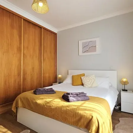 Casa Amarela - Estreito de Câmara de Lobos